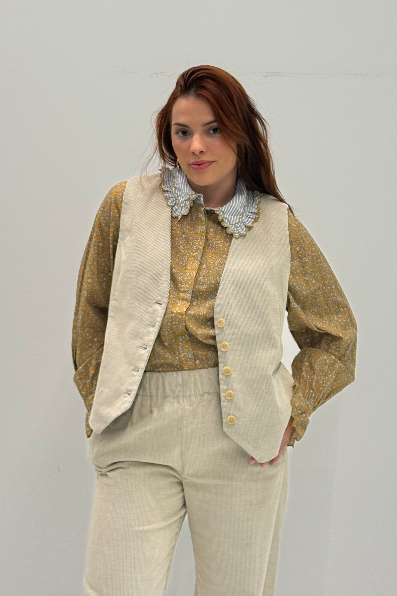 Blusa amarilla cuello Hod Paris