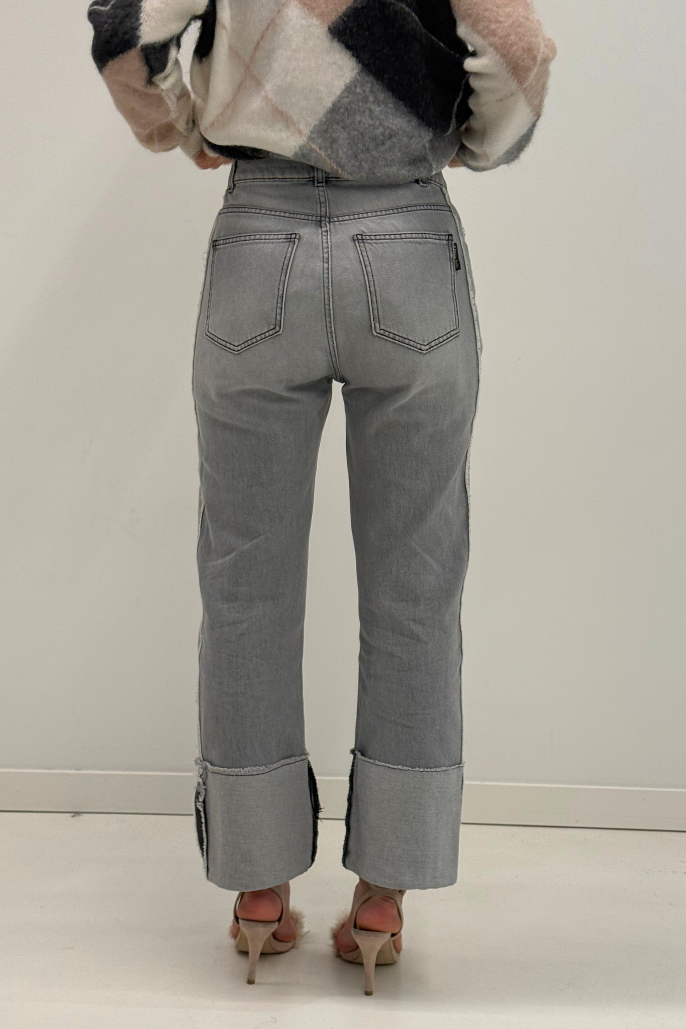 Pantalón vaquero gris Alessia Santi
