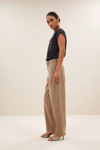Pantalón beige By-bar