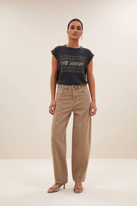 Pantalón beige By-bar
