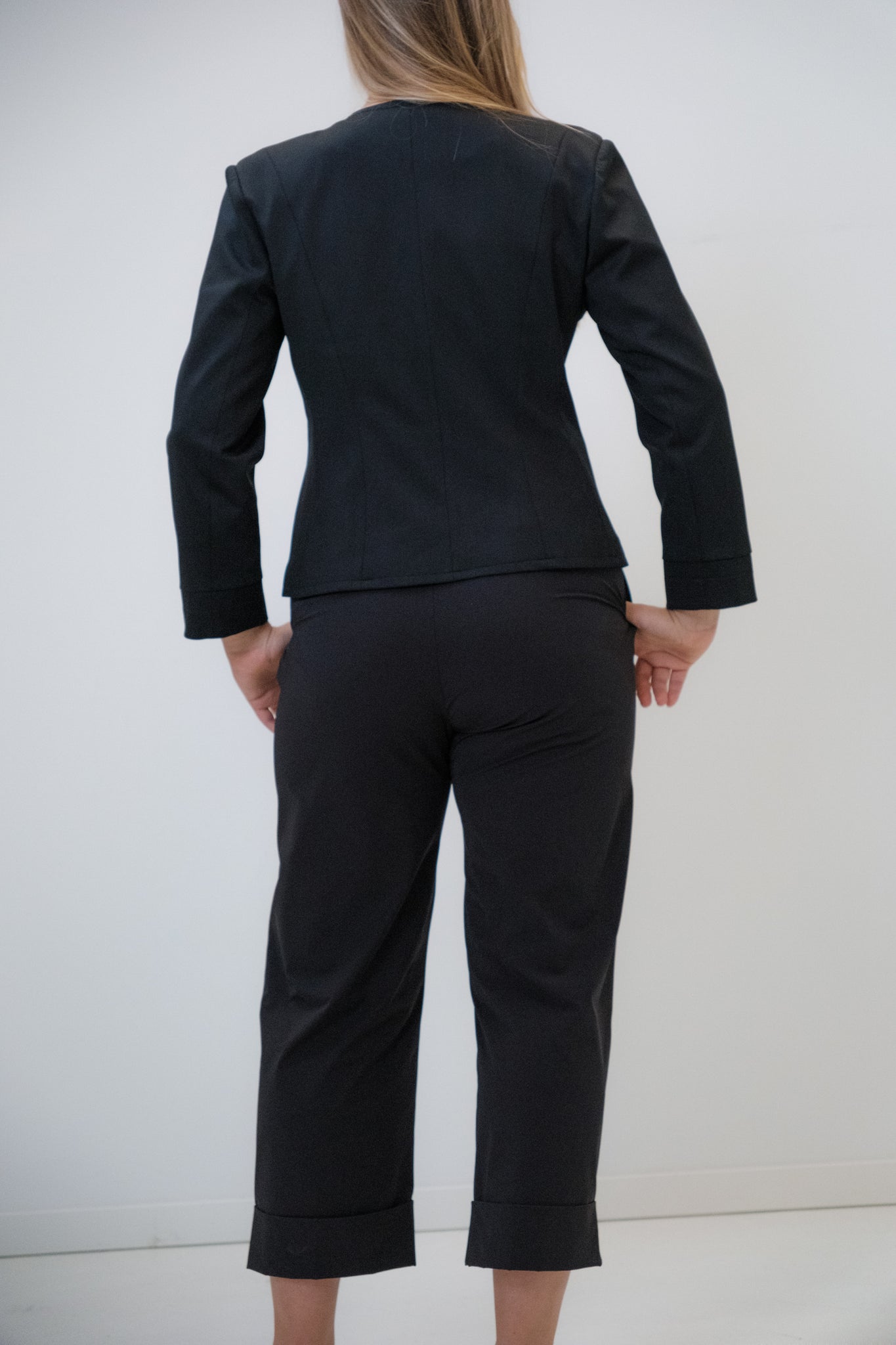 Pantalón traje negro